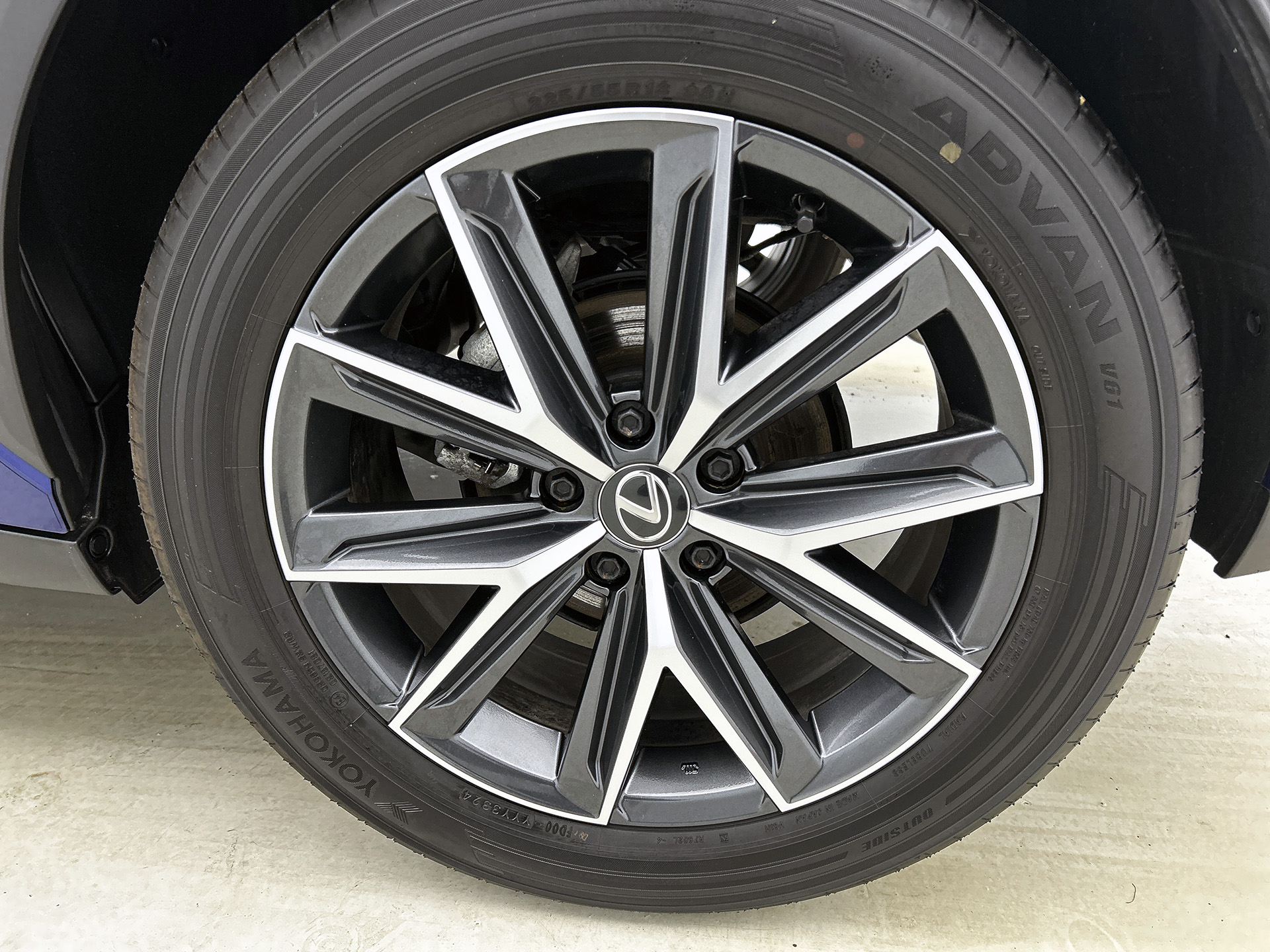 Foto van Lexus Lexus LBX