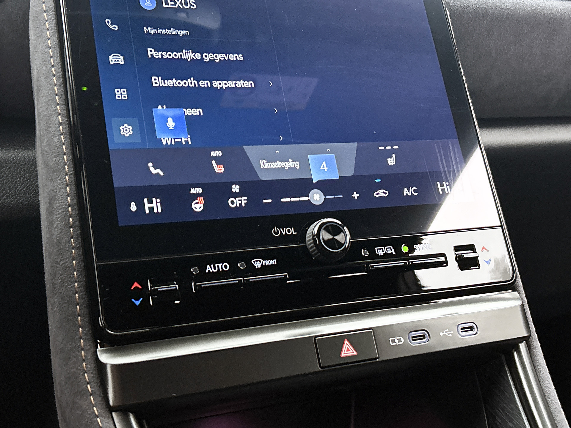 Foto van Lexus Lexus LBX