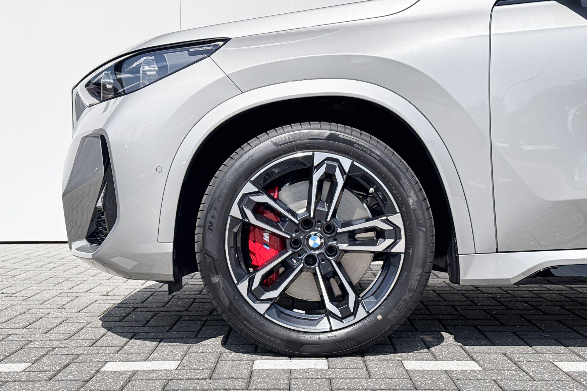 Foto van BMW Ix1 Edrive20