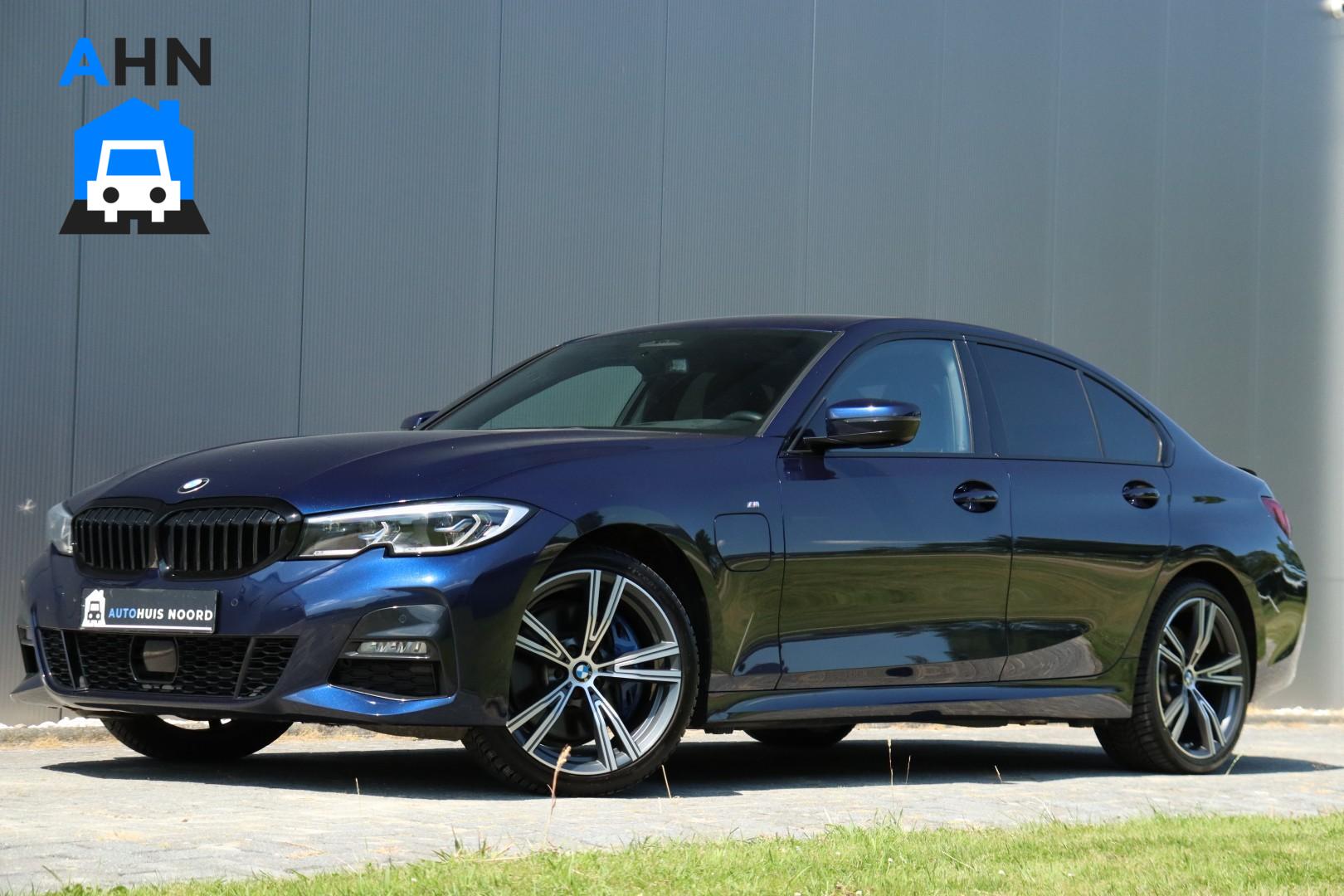 BMW 330e 330e / 292PK! / M-Sport / Laser / Head-UP / ACC / H&K / 19"! 2020 - voorkant