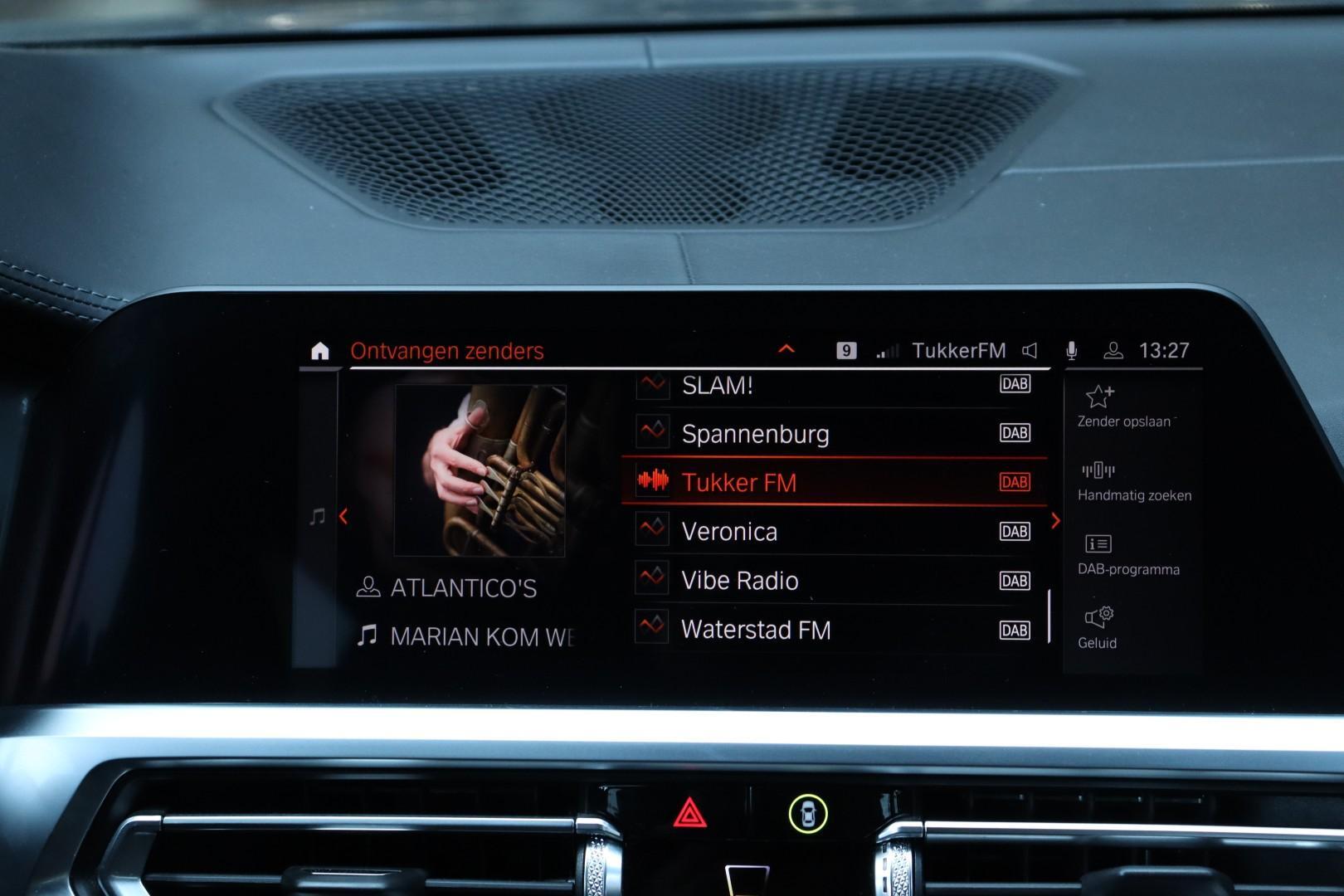 Foto van BMW 330e