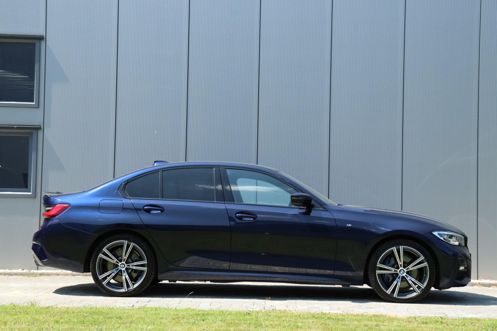 Foto van BMW 330e