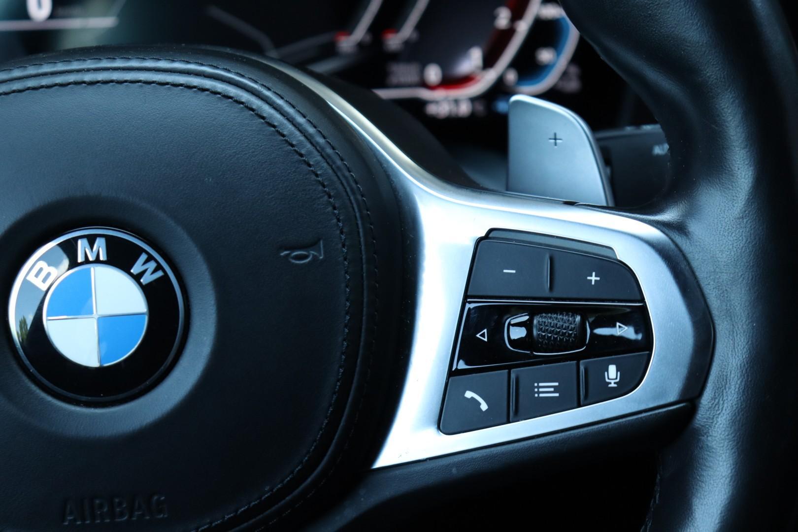 Foto van BMW 330e