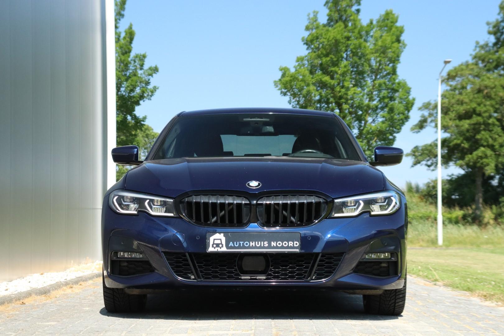 Foto van BMW 330e