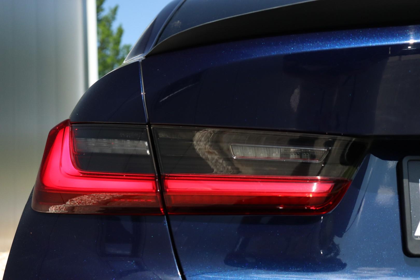 Foto van BMW 330e