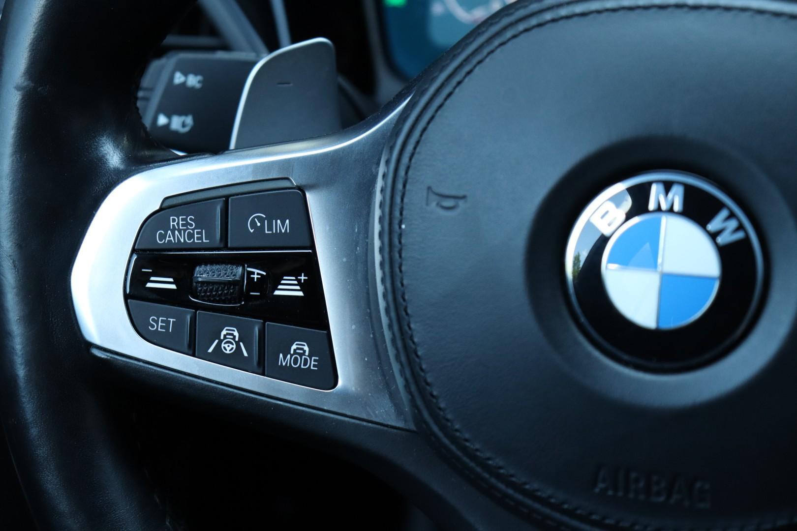 Foto van BMW 330e