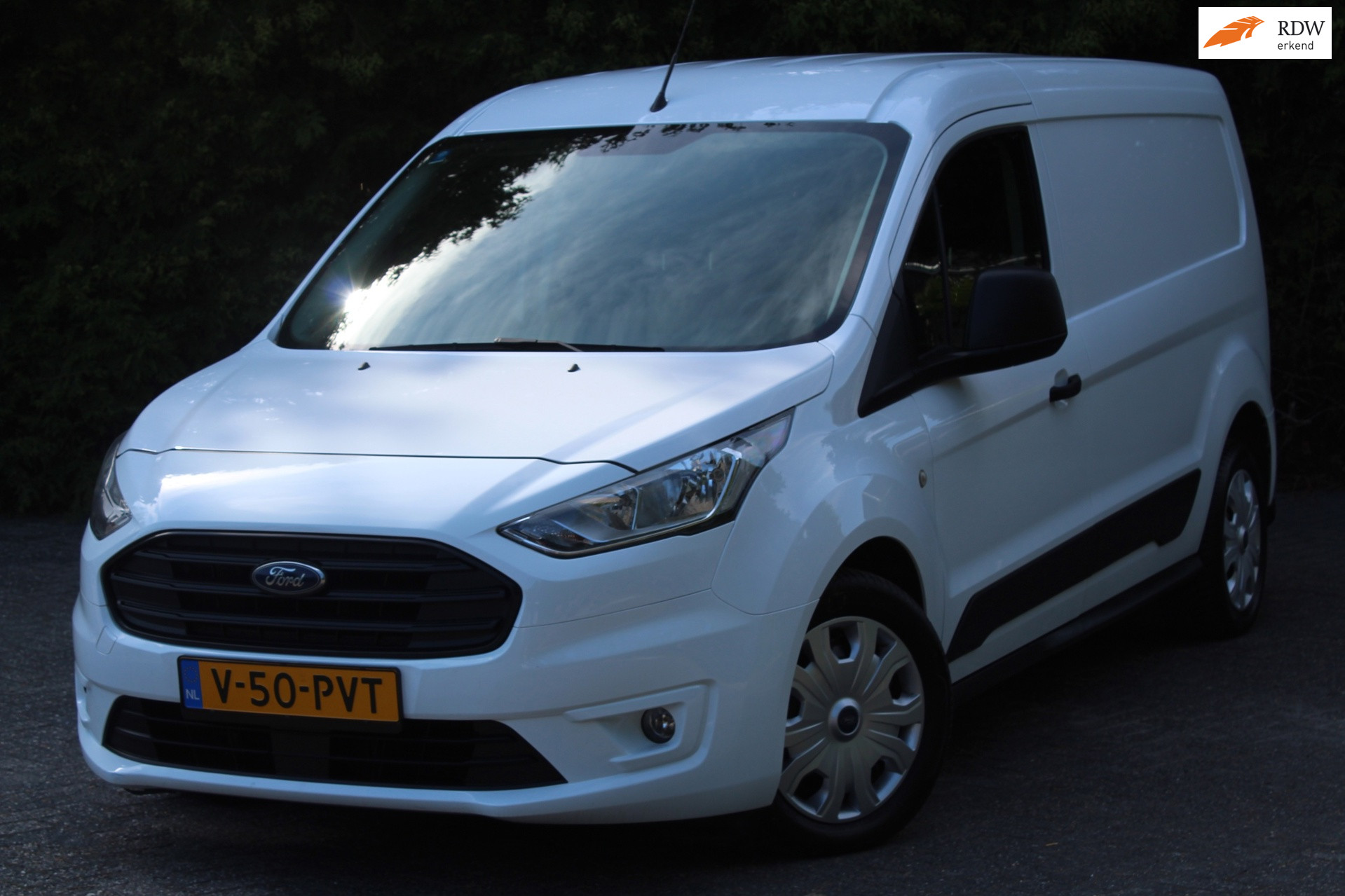 Ford Transit Connect 1.0 Ecoboost L2 Trend 100PK | Airco | Trekhaak | Elektrische ramen 2020 - voorkant