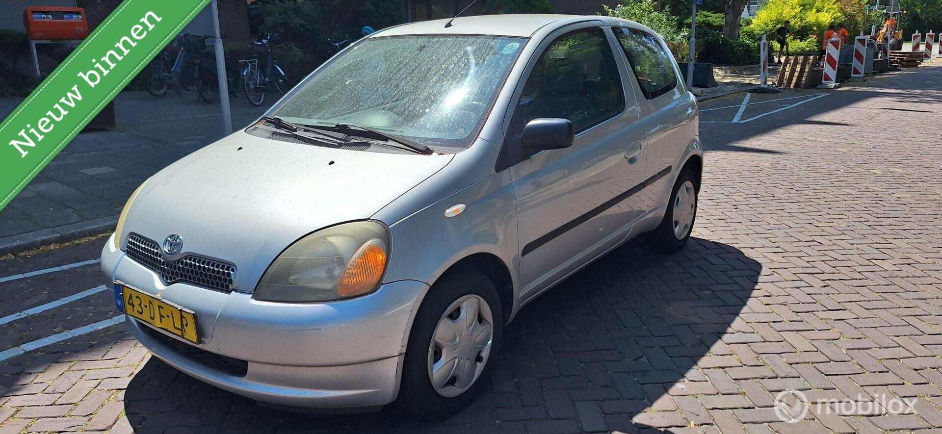 Toyota Toyota Yaris 1.0-16V VVT-i 1999 - voorkant