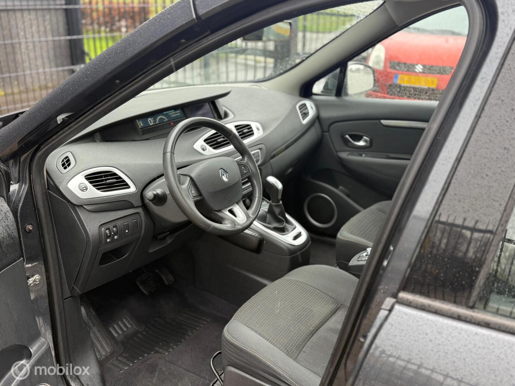 Foto van Renault Megane Scenic