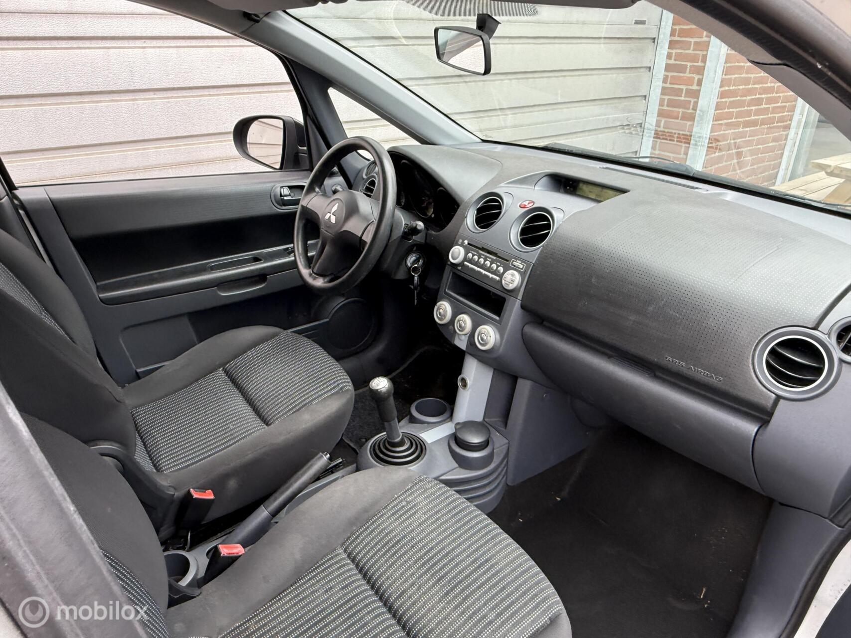 Foto van Mitsubishi Mitsubishi Colt