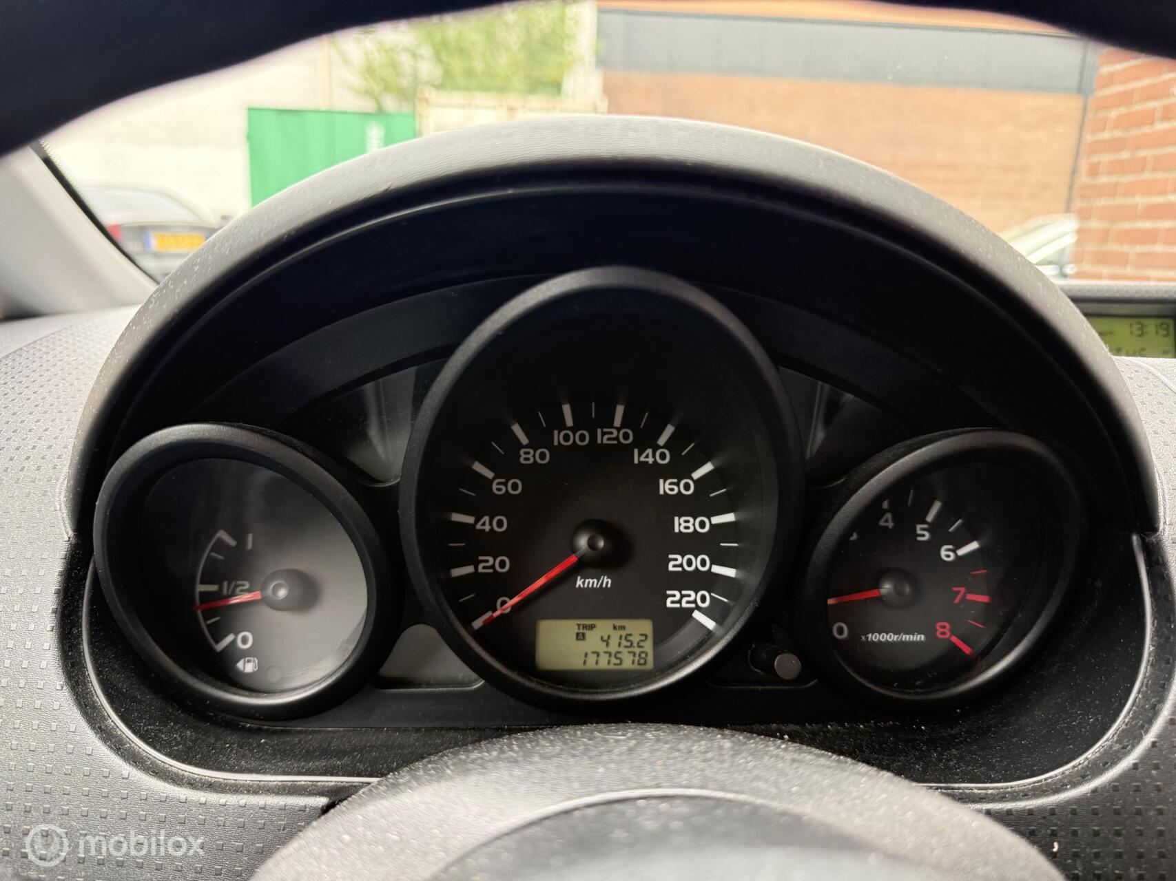 Foto van Mitsubishi Mitsubishi Colt