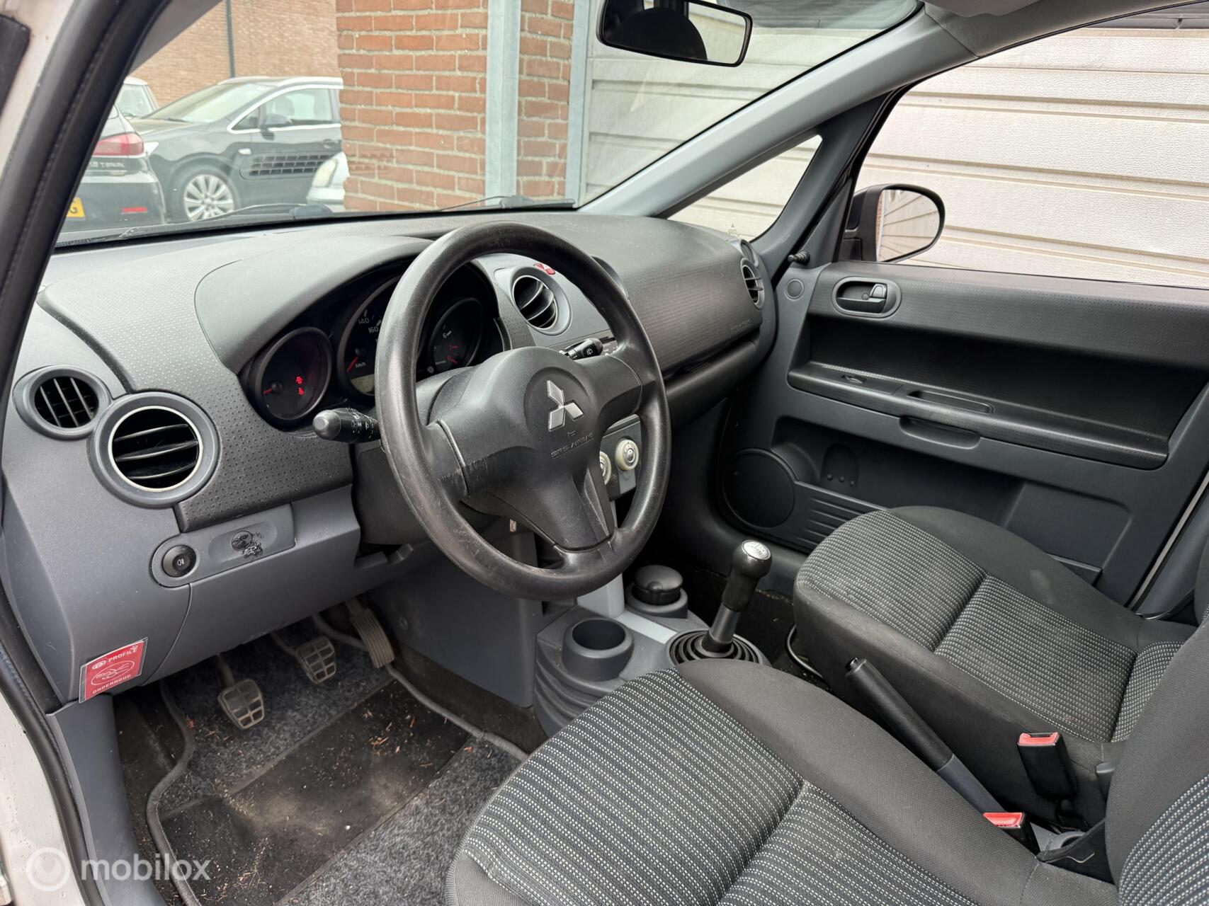 Foto van Mitsubishi Mitsubishi Colt