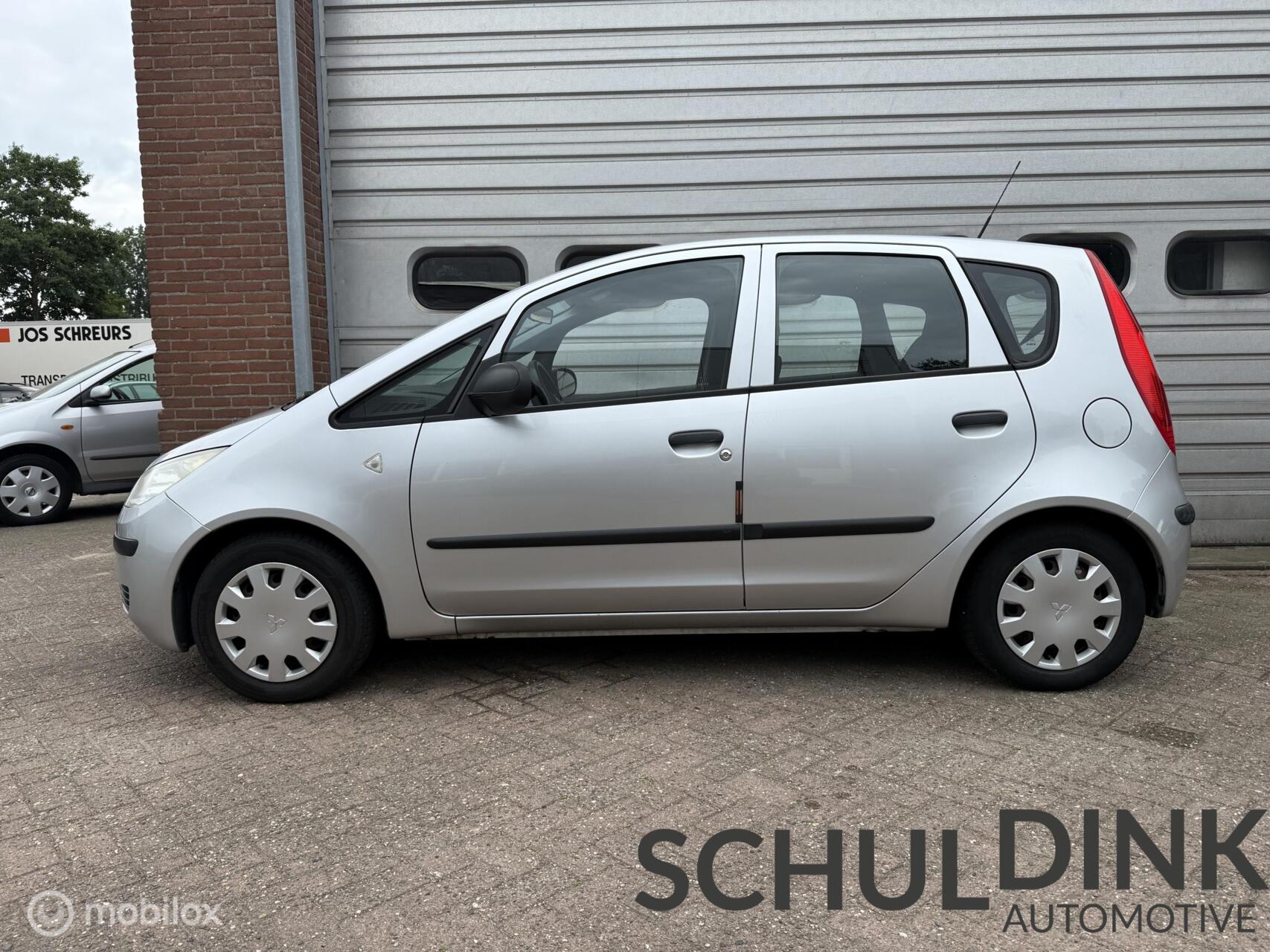 Foto van Mitsubishi Mitsubishi Colt