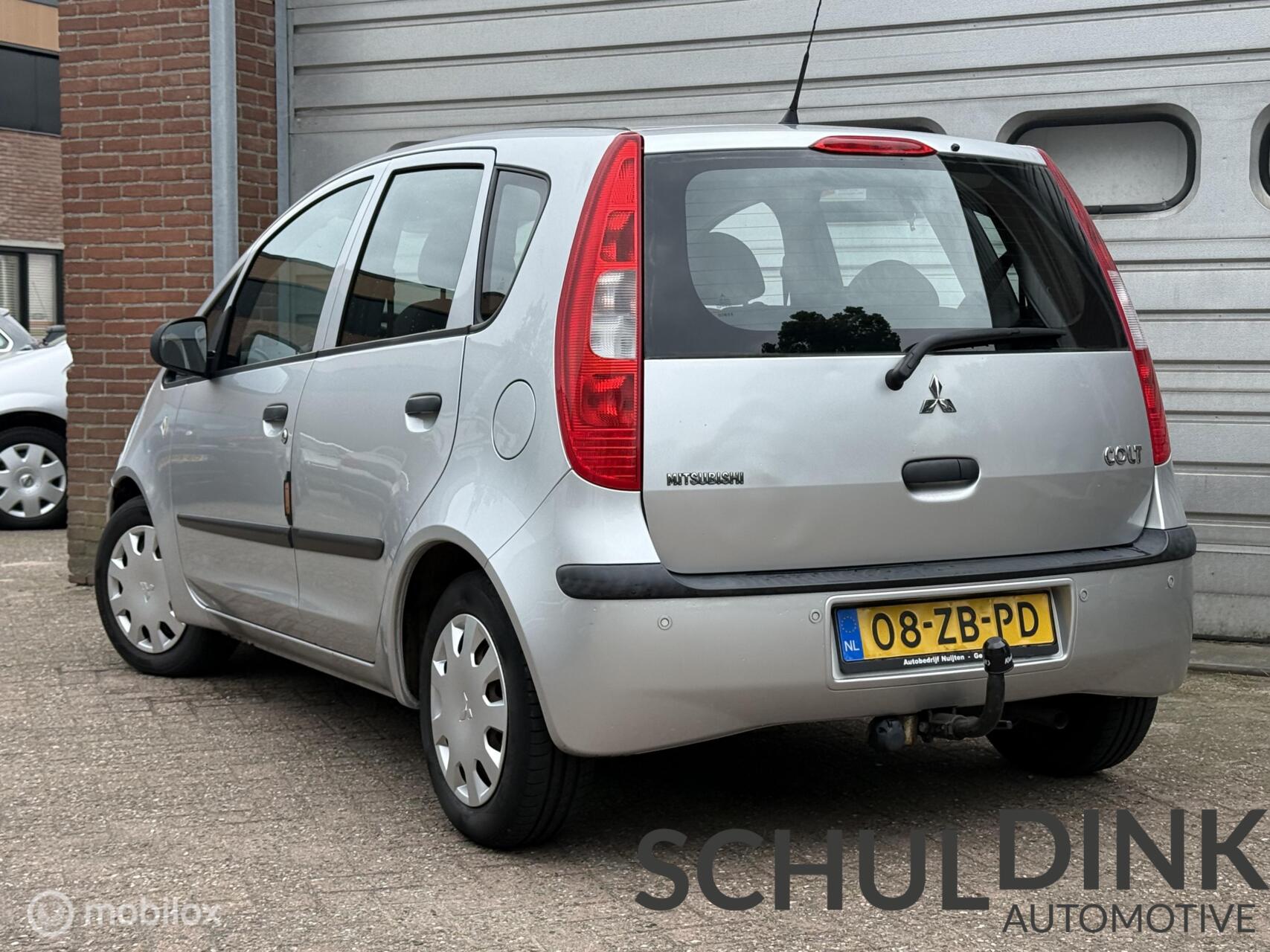 Foto van Mitsubishi Mitsubishi Colt