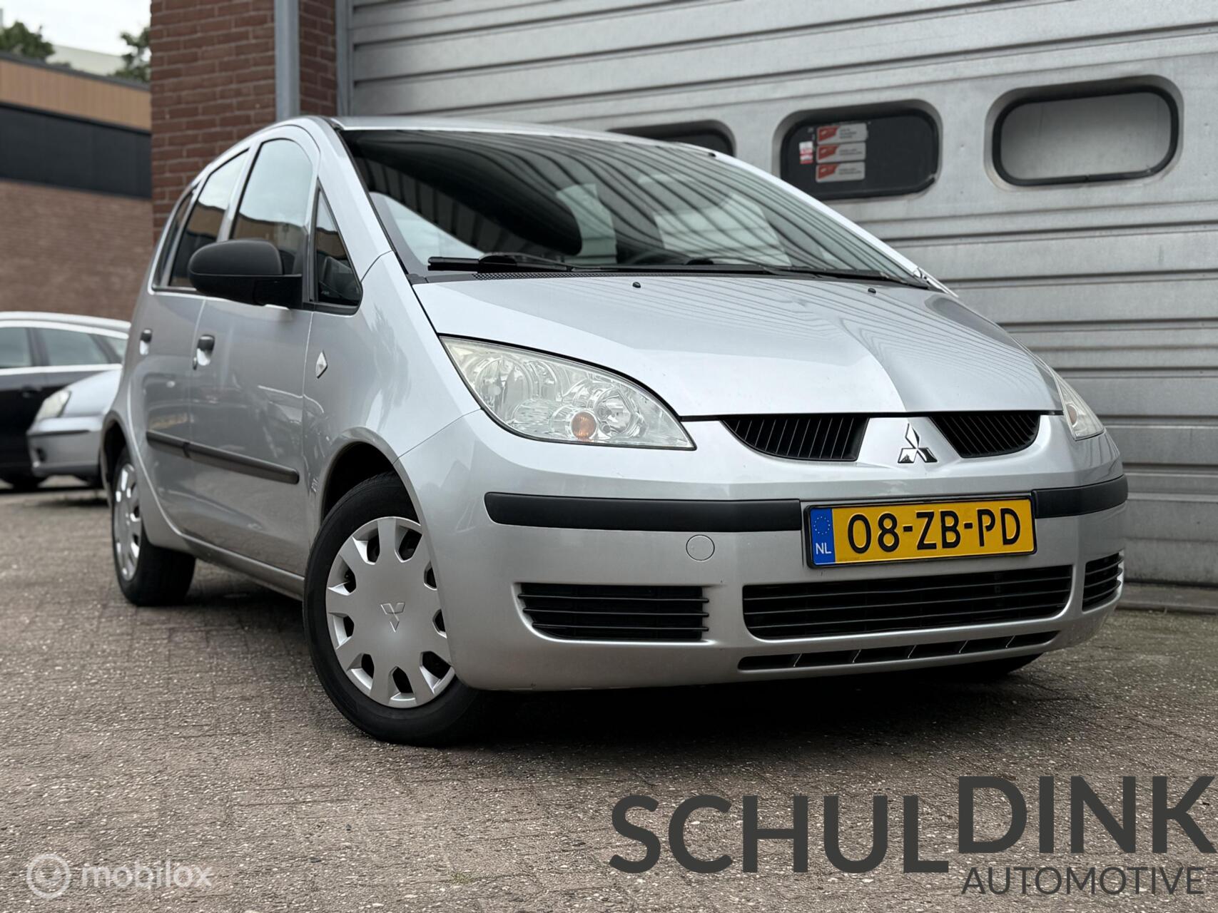 Mitsubishi Mitsubishi Colt 1.1 Incharge AIRCO|TREKHAAK|PARKEERSENSOREN 2007 - voorkant
