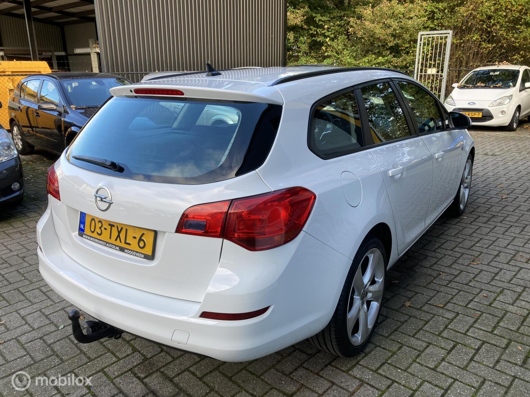 Foto van Opel Astra Sports Tourer