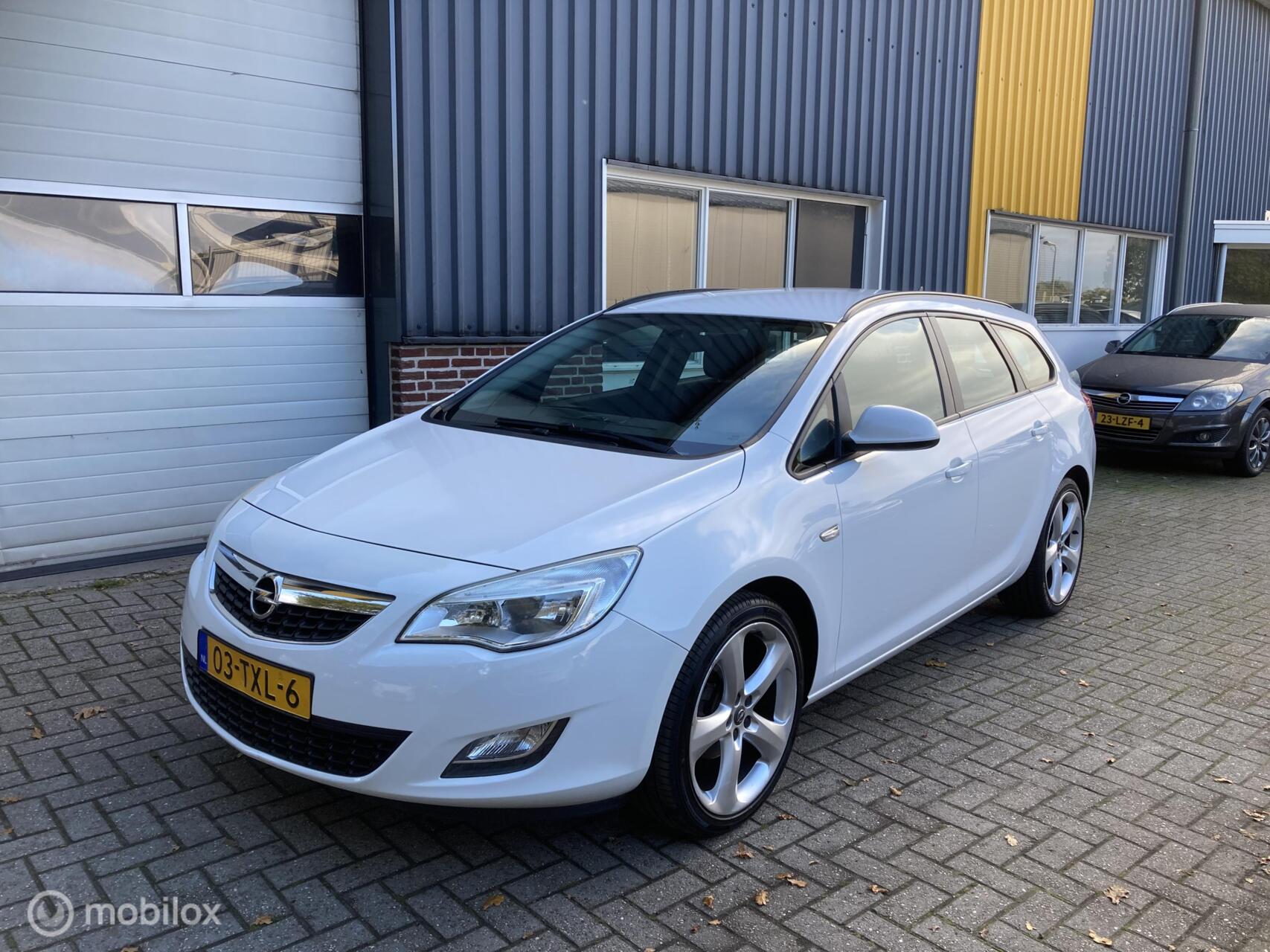 Foto van Opel Astra Sports Tourer