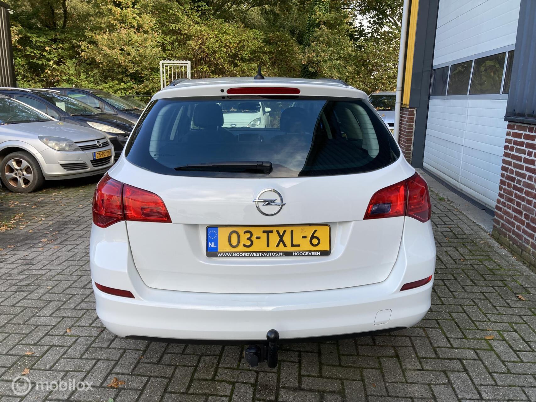 Foto van Opel Astra Sports Tourer
