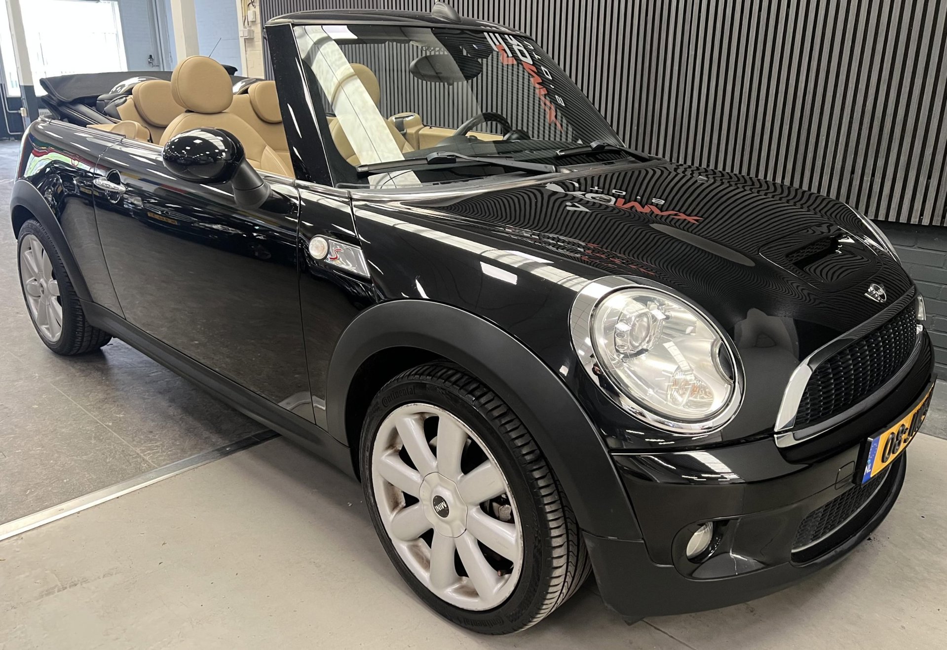 Foto van Mini Cooper S Cabrio