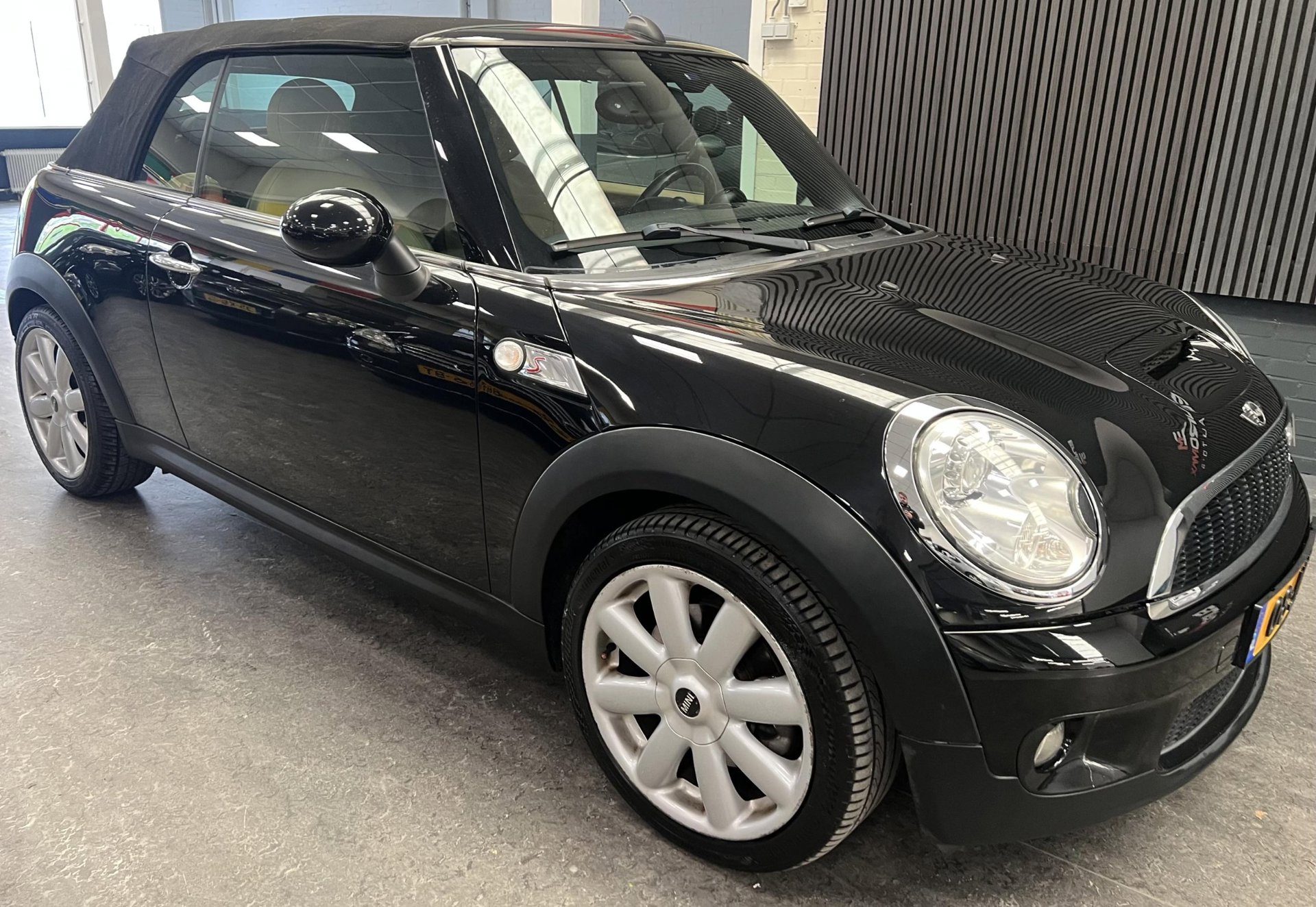 Foto van Mini Cooper S Cabrio