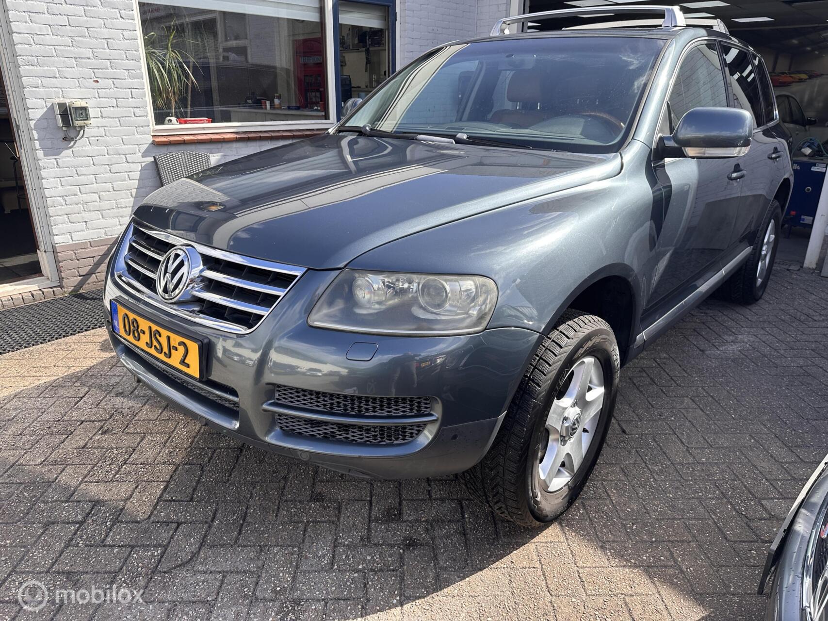 Volkswagen Touareg 3.2 V6 2005 - voorkant