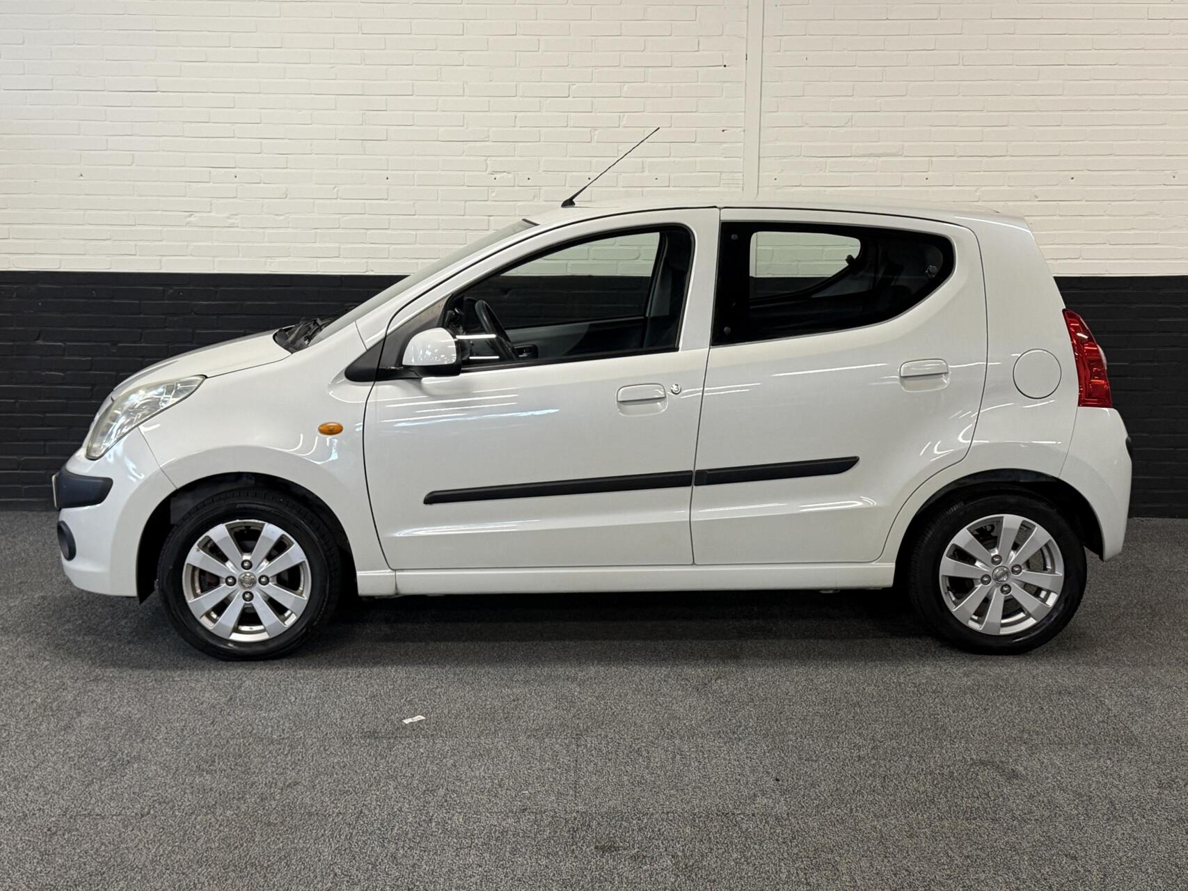 Foto van Nissan Nissan Pixo