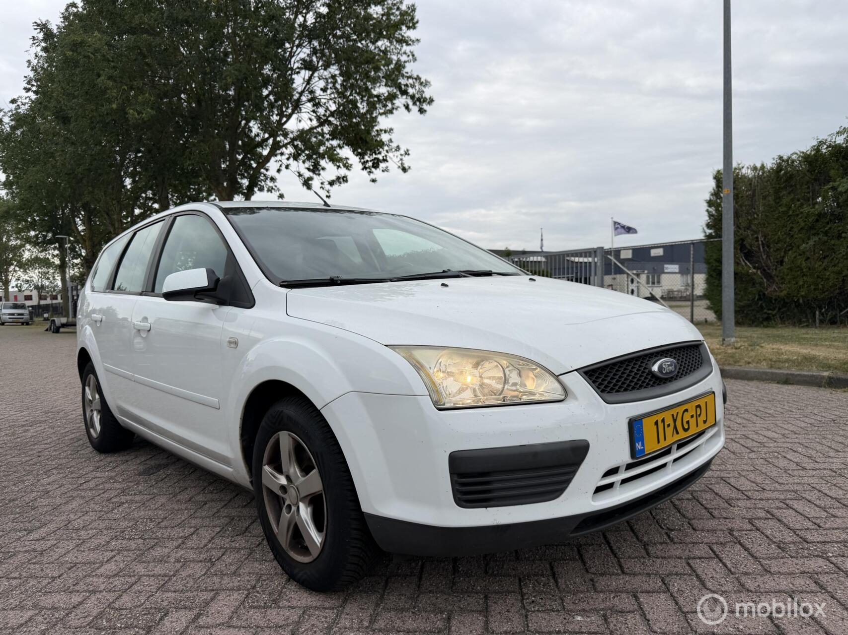 Ford Focus 1.6-16V Trend Automaat Airco Trekhaak 2007 - voorkant