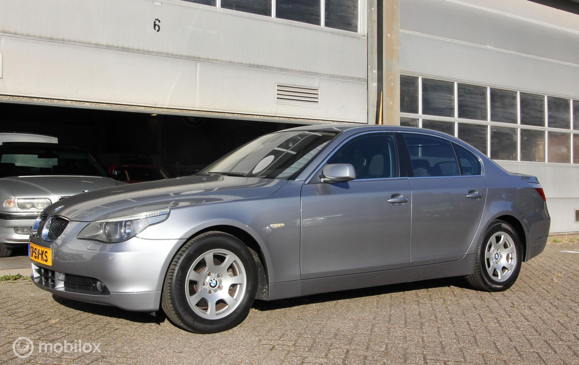 BMW 5er Reihe 523i Executive Aut Sedan E60 Voll.Hist. 2006 - voorkant