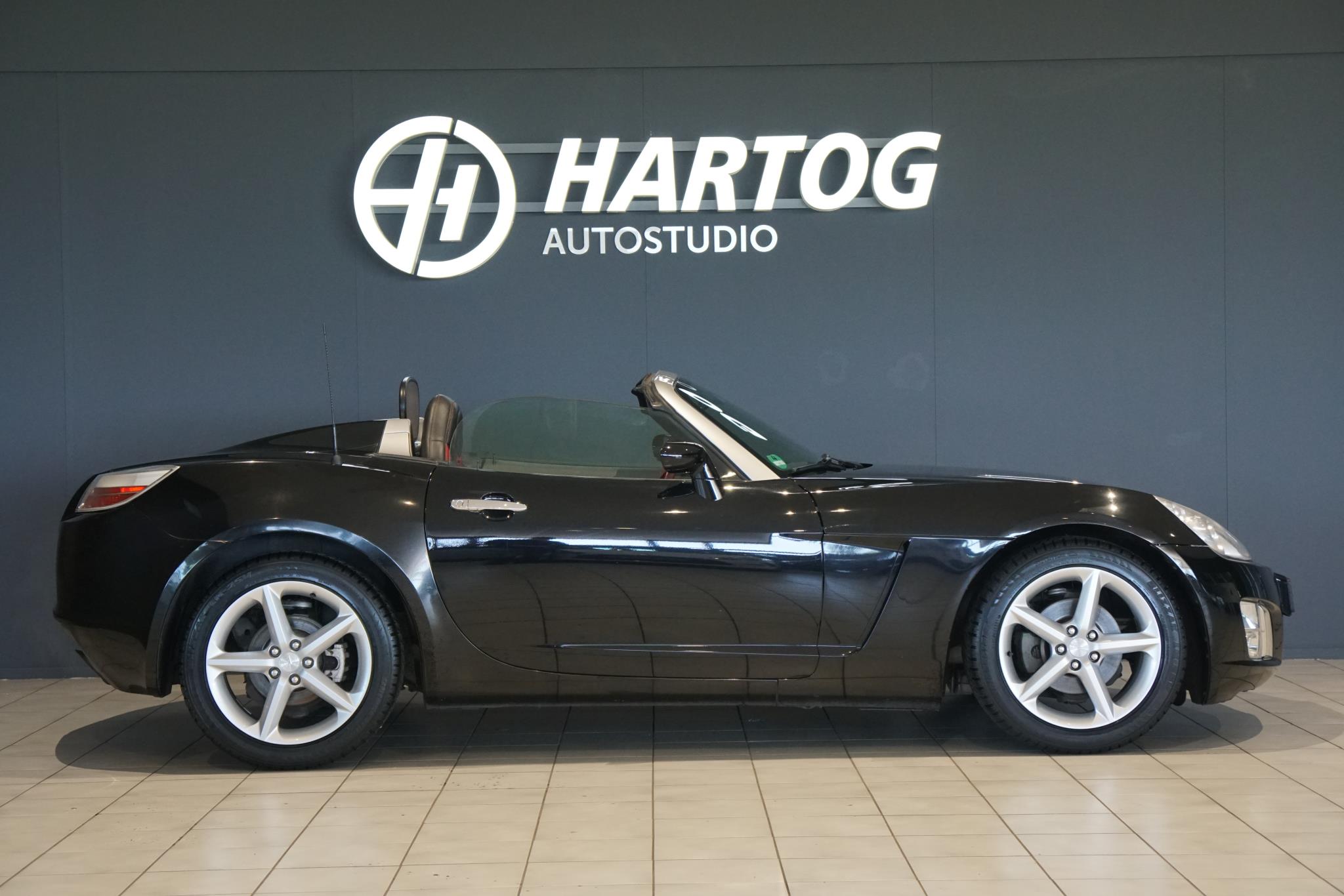 Foto van Opel GT