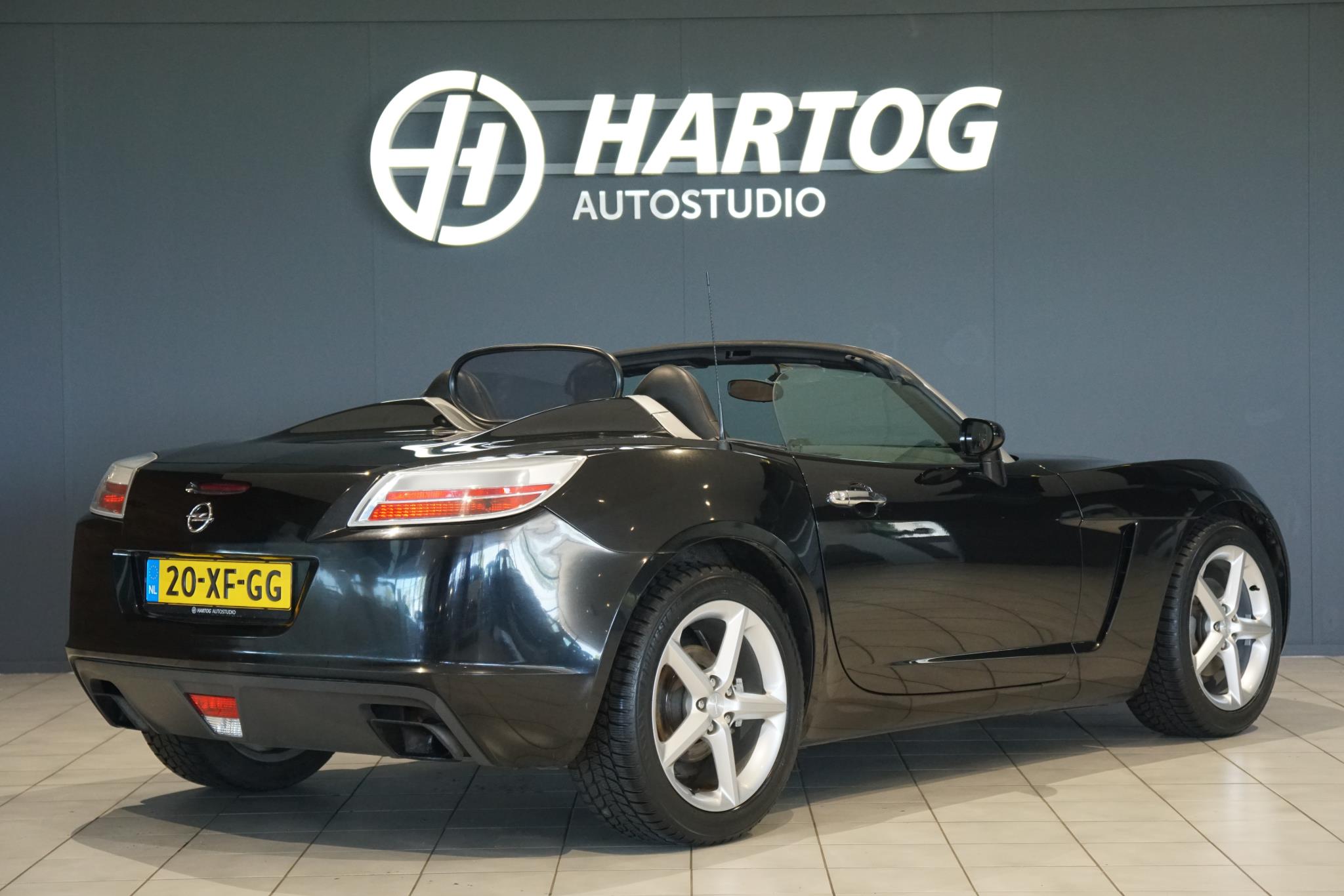 Foto van Opel GT