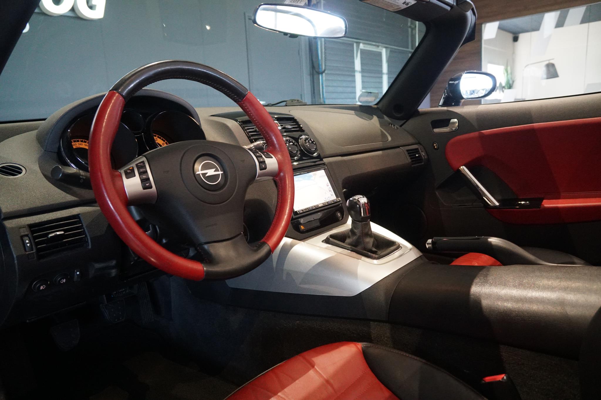 Foto van Opel GT