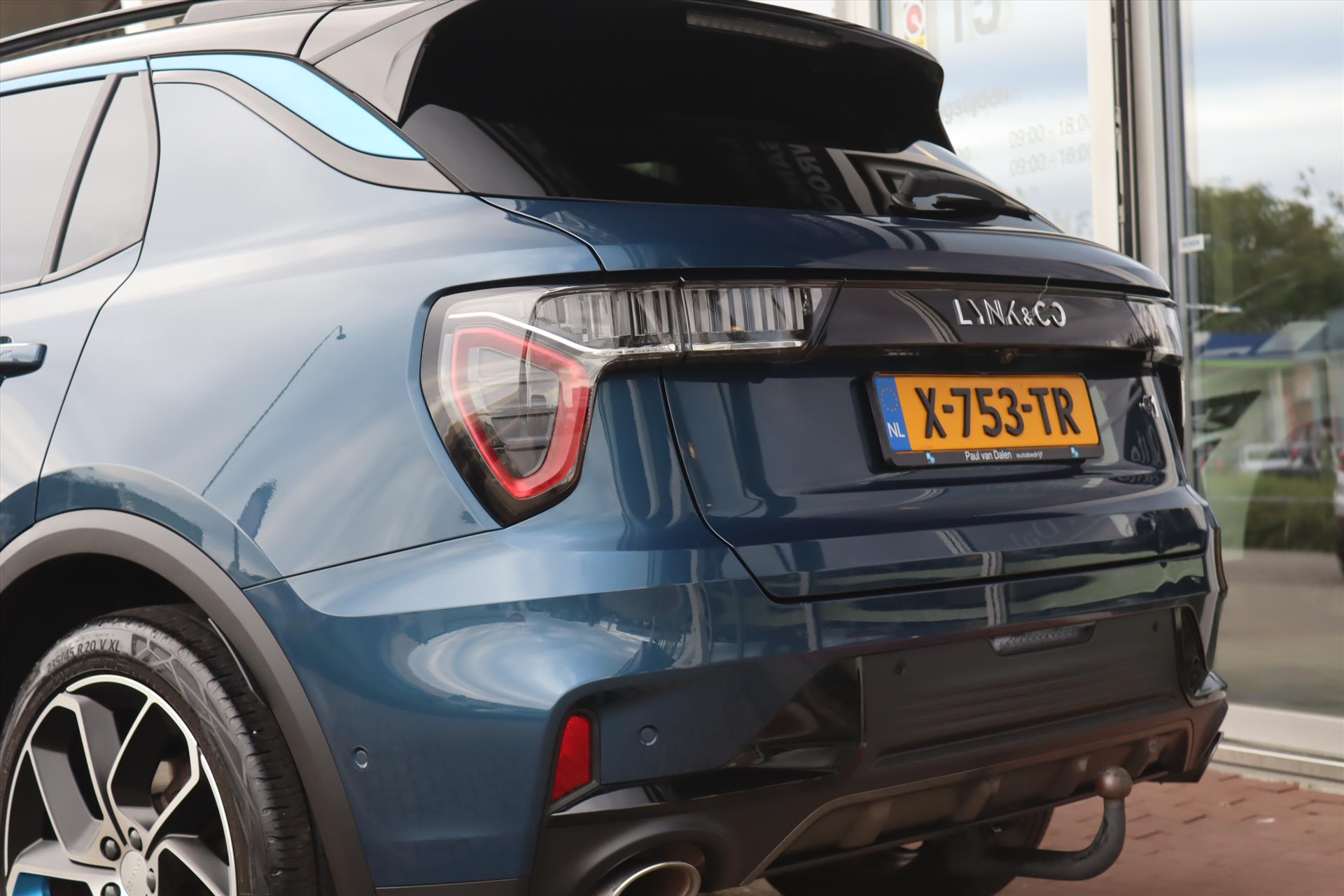 Foto van Lynk&co LYNK & Co 01