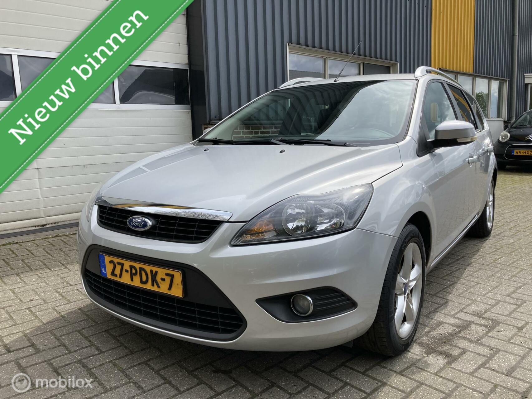 Ford Focus Wagon 1.6 Comfort TREKHAAK! 2011 - voorkant