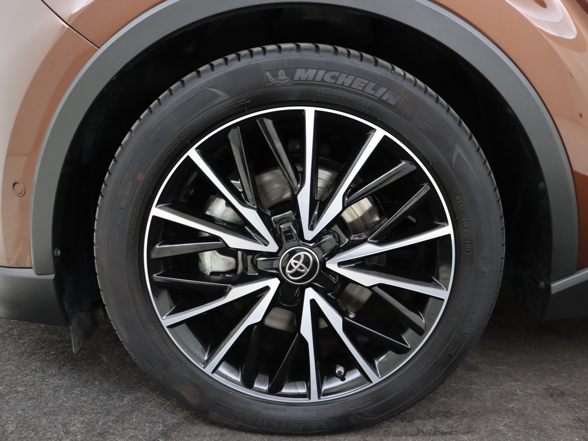 Foto van Toyota Toyota C-hr