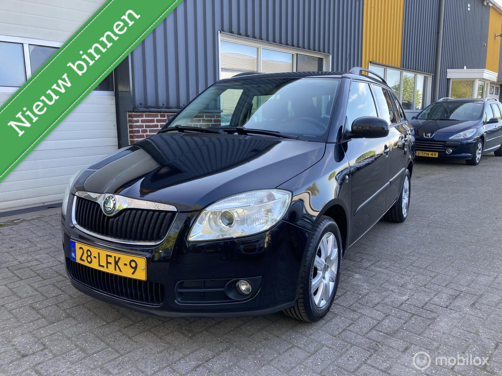 Skoda Fabia 1.4-16V Sprint 2010 - voorkant