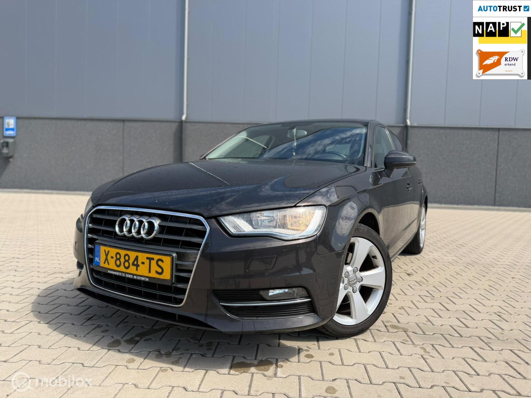 Audi A3 Sportback 2.0 TDI Ambition Pro Line S 2014 - voorkant