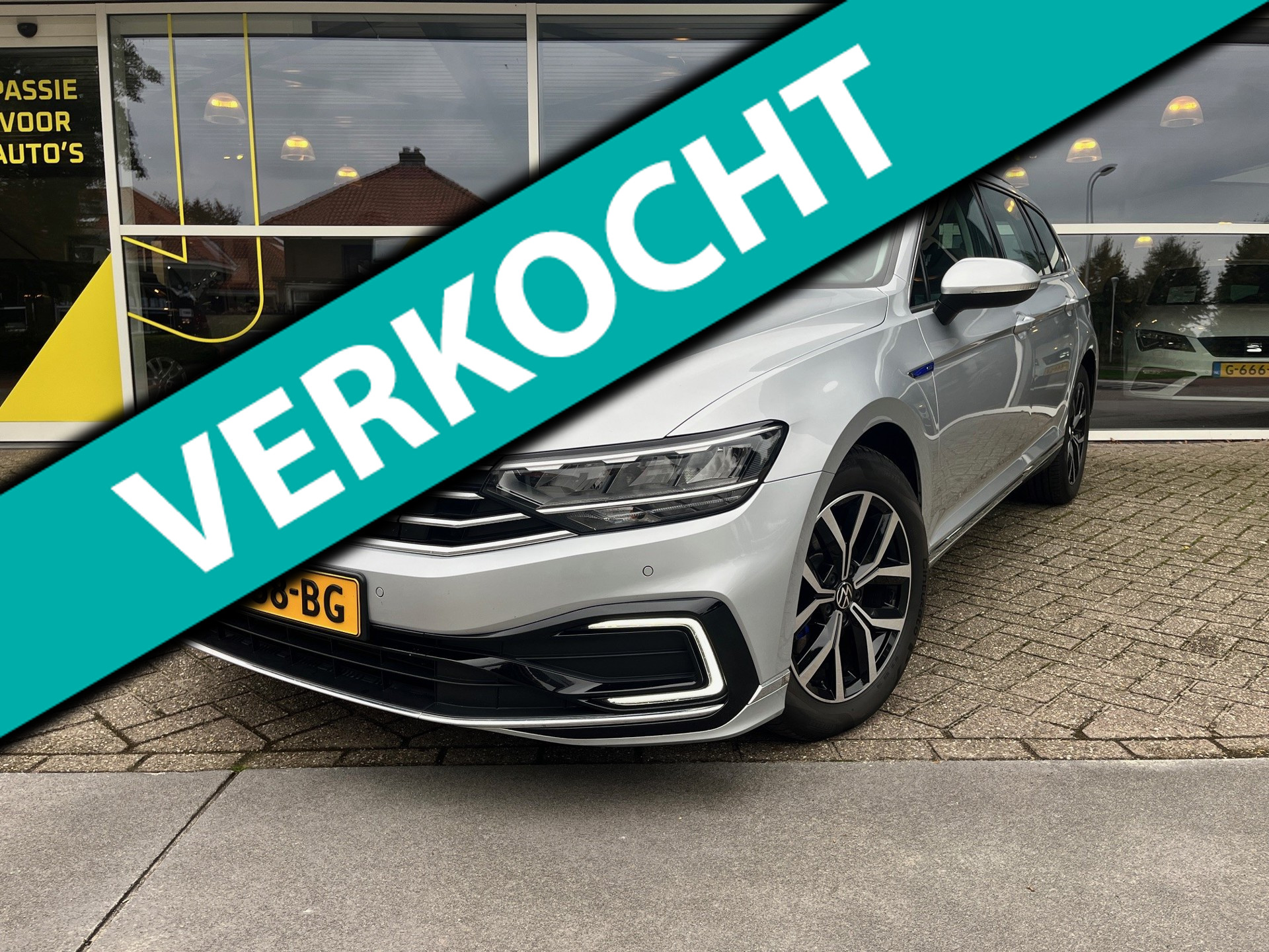 Volkswagen Passat 1.4 TSI PHEV GTE Business 2021 - voorkant