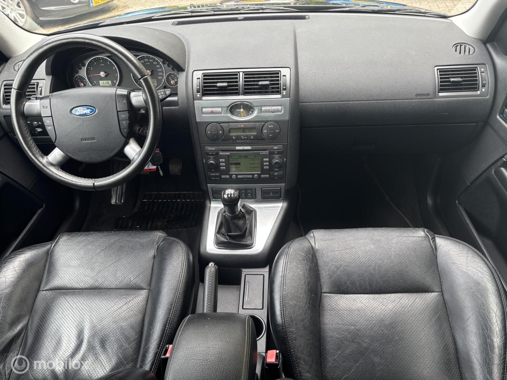 Foto van Ford Mondeo