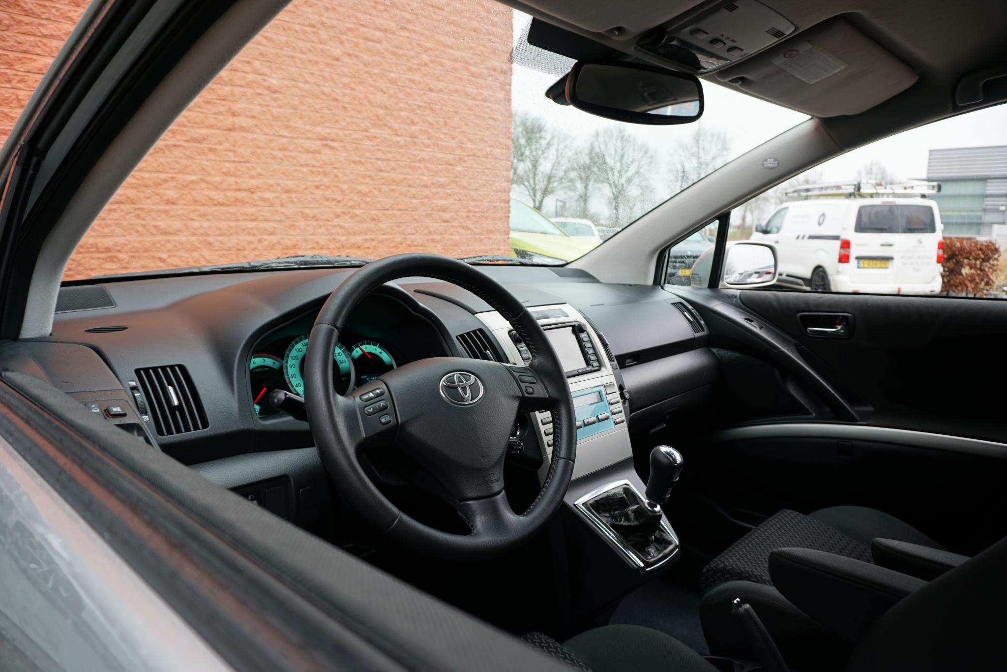 Foto van Toyota Toyota Corolla Verso