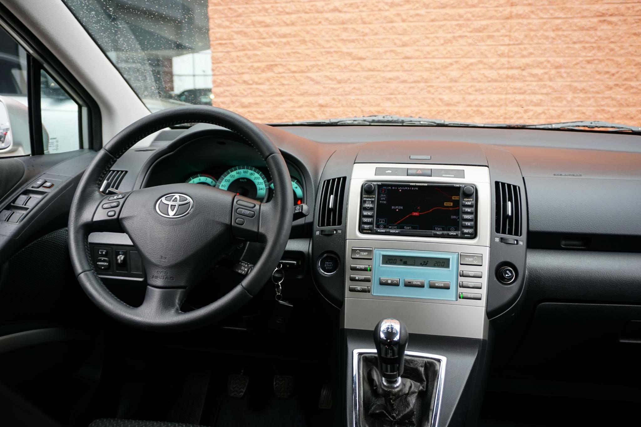 Foto van Toyota Toyota Corolla Verso