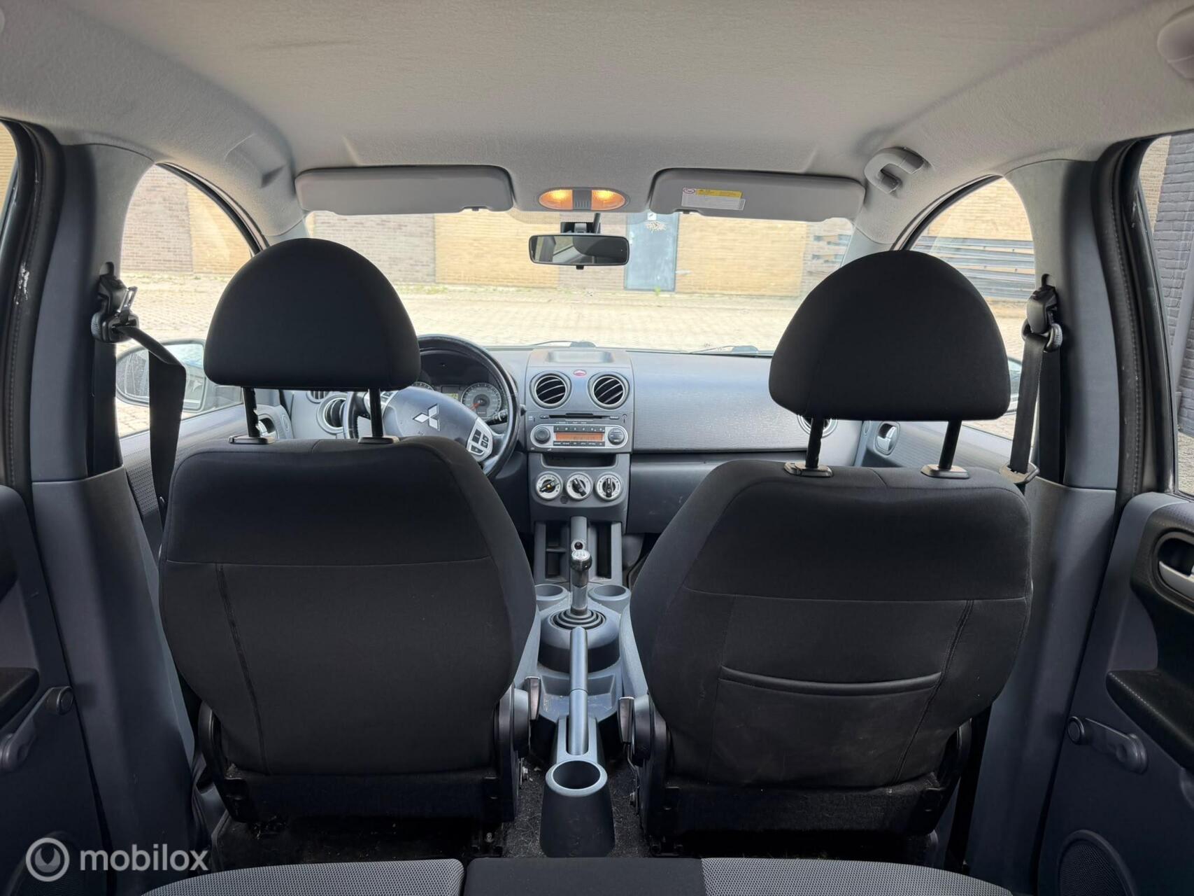 Foto van Mitsubishi Mitsubishi Colt