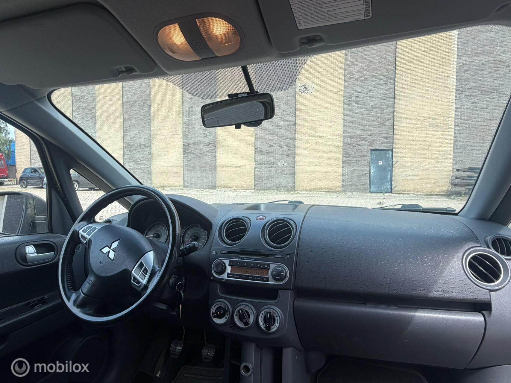 Foto van Mitsubishi Mitsubishi Colt