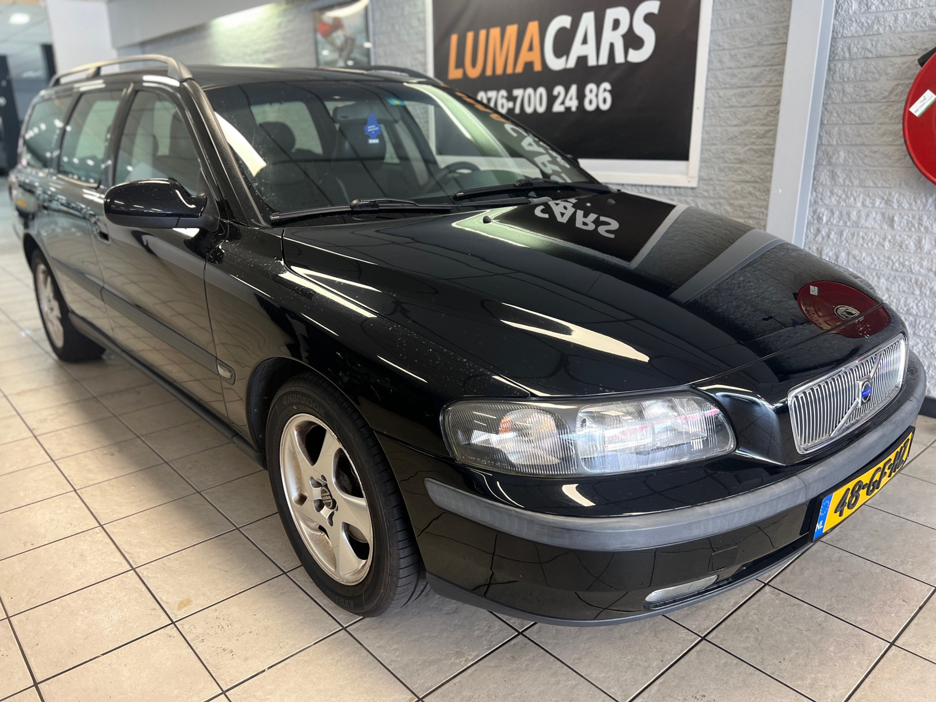 Volvo V70 2.4 | Nieuwe APK | Cruise | Airco | Trekhaak | 2000 - voorkant