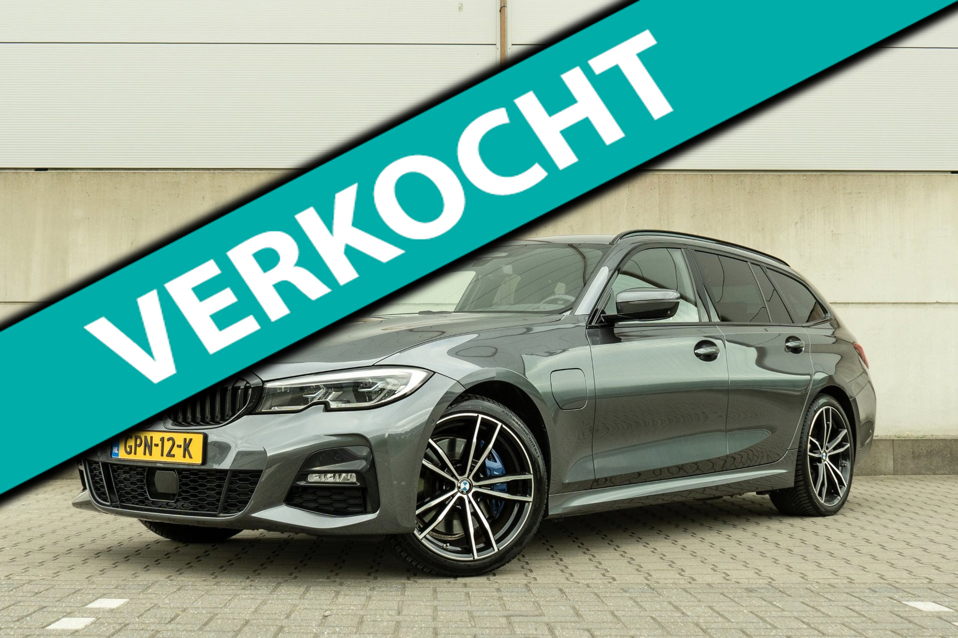 BMW 330e 330e High Executive M-Sport - Laser - Head-Up - Trekhaak - 360 camera 2021 - voorkant