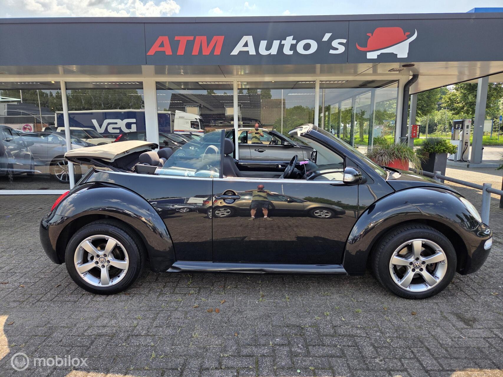 Foto van Volkswagen New Beetle Cabriolet