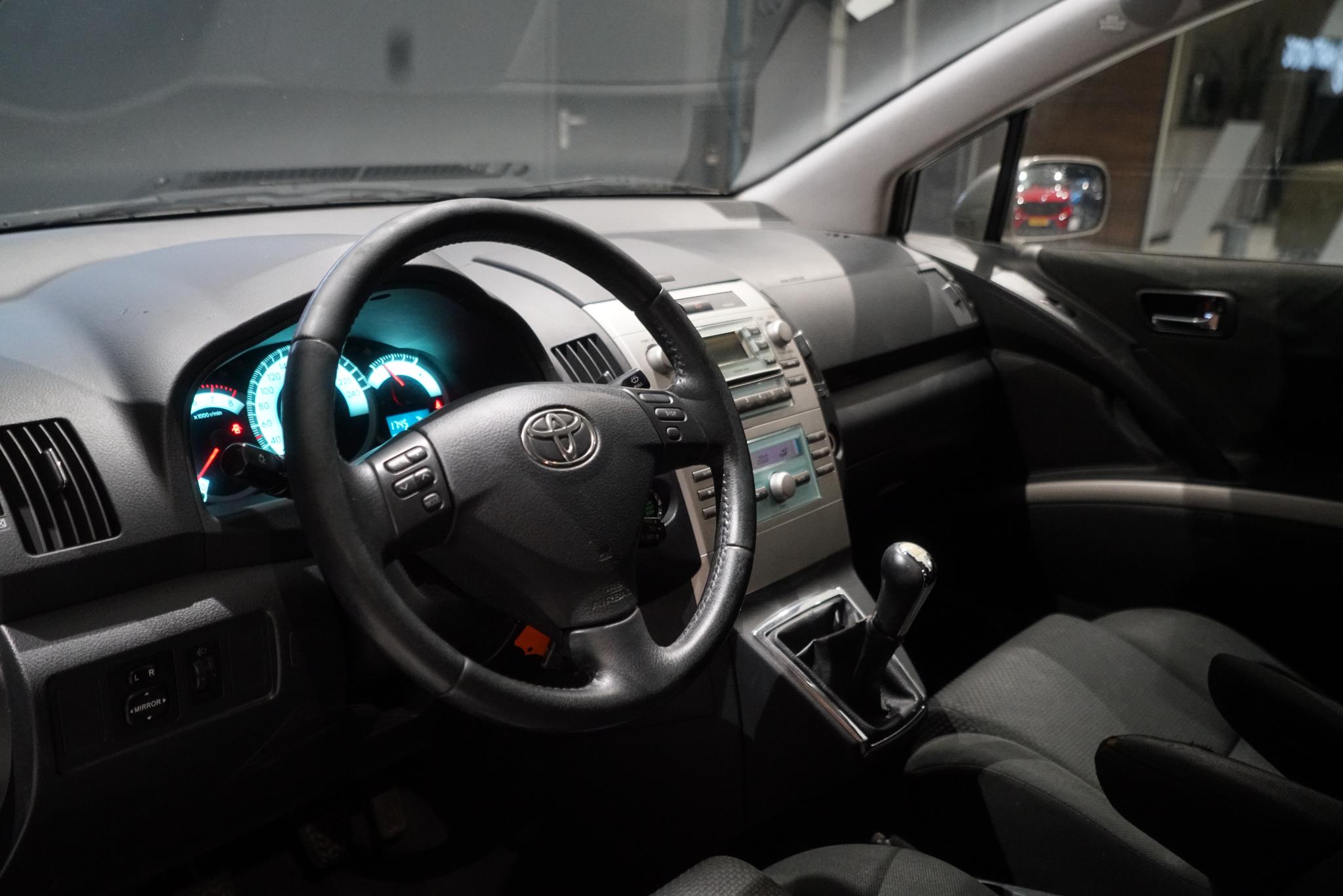 Foto van Toyota Toyota Corolla Verso