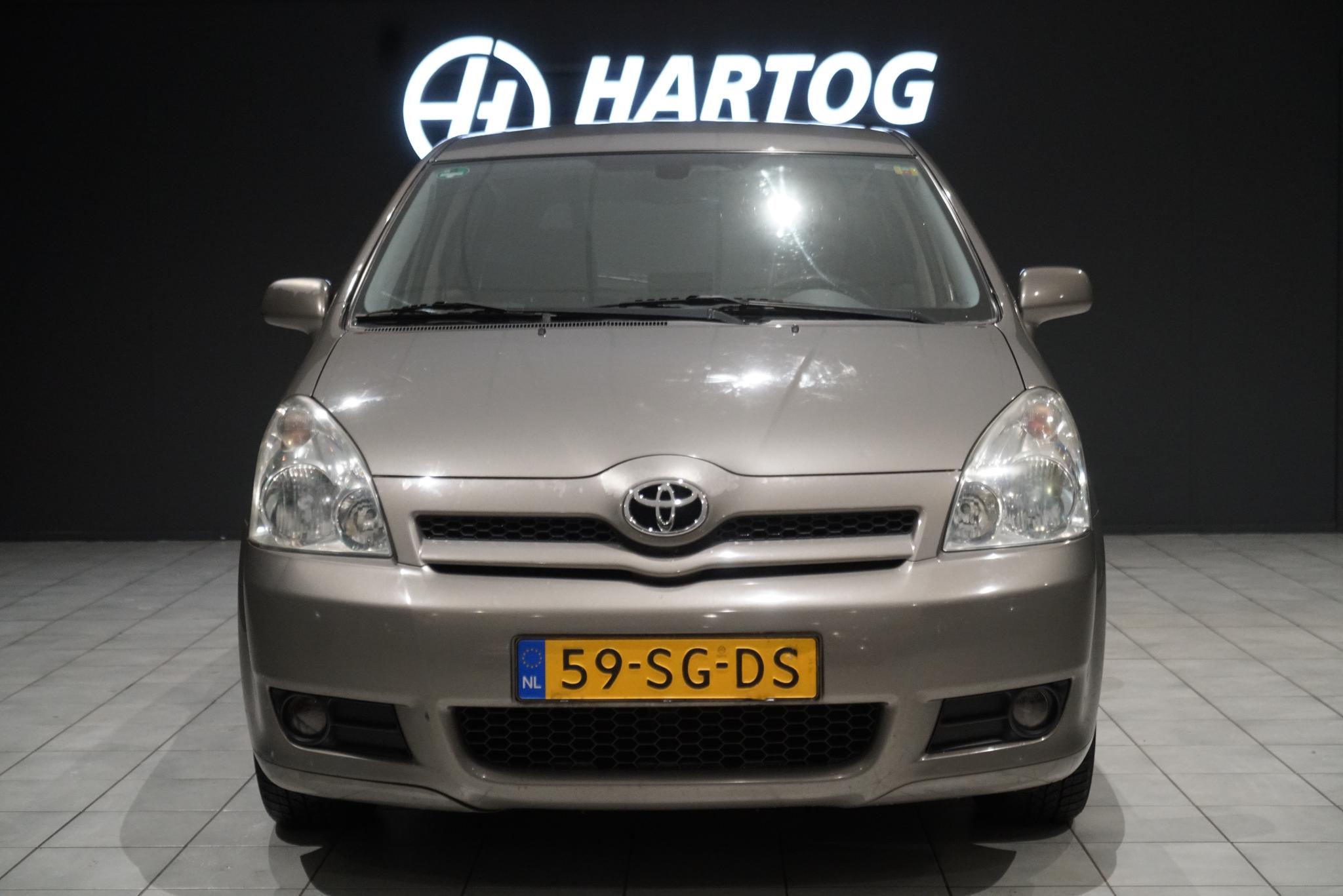 Foto van Toyota Toyota Corolla Verso