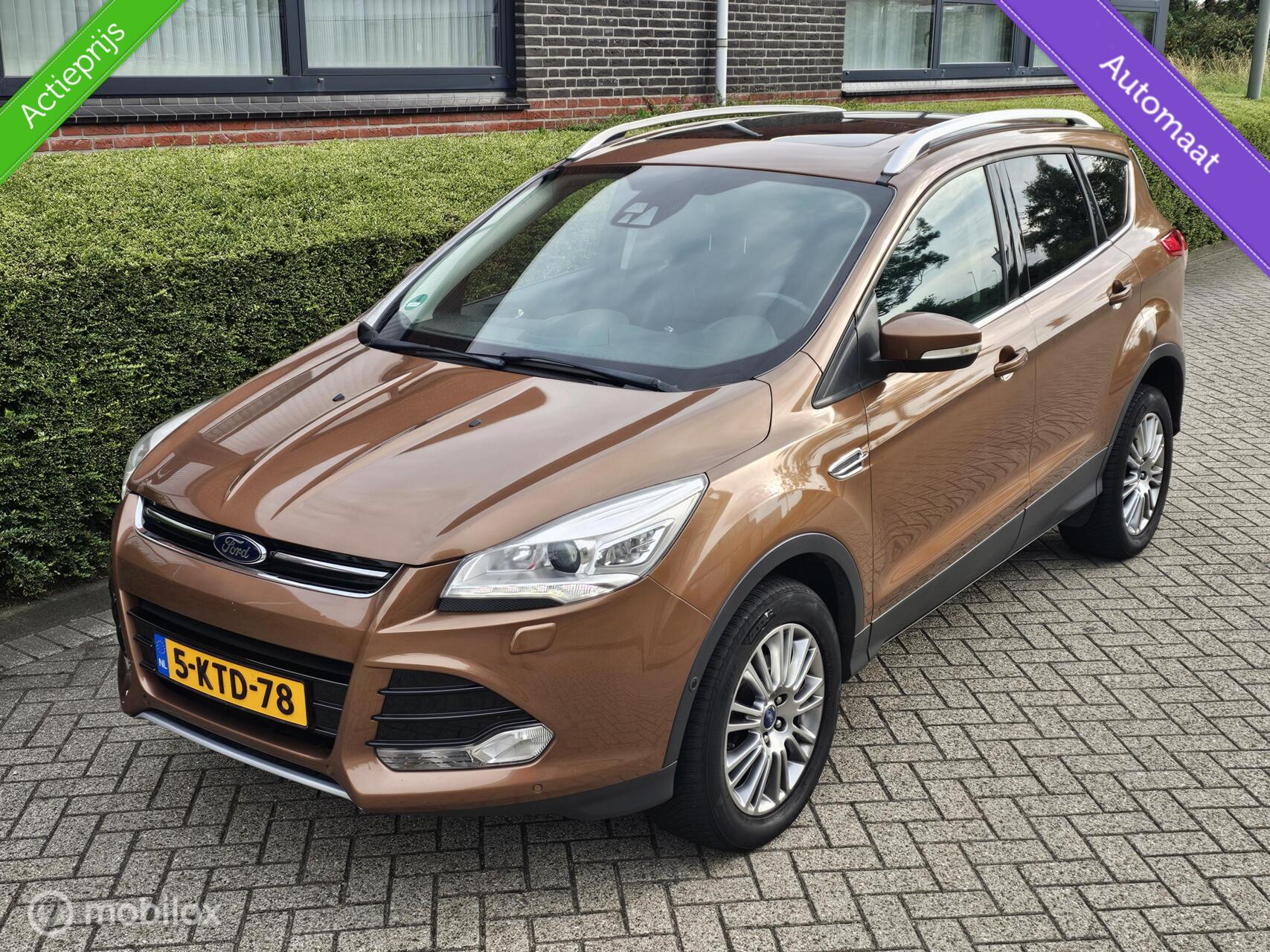 Ford Kuga 1.6 Titanium Automaat 4WD pano/leer 2013 - voorkant
