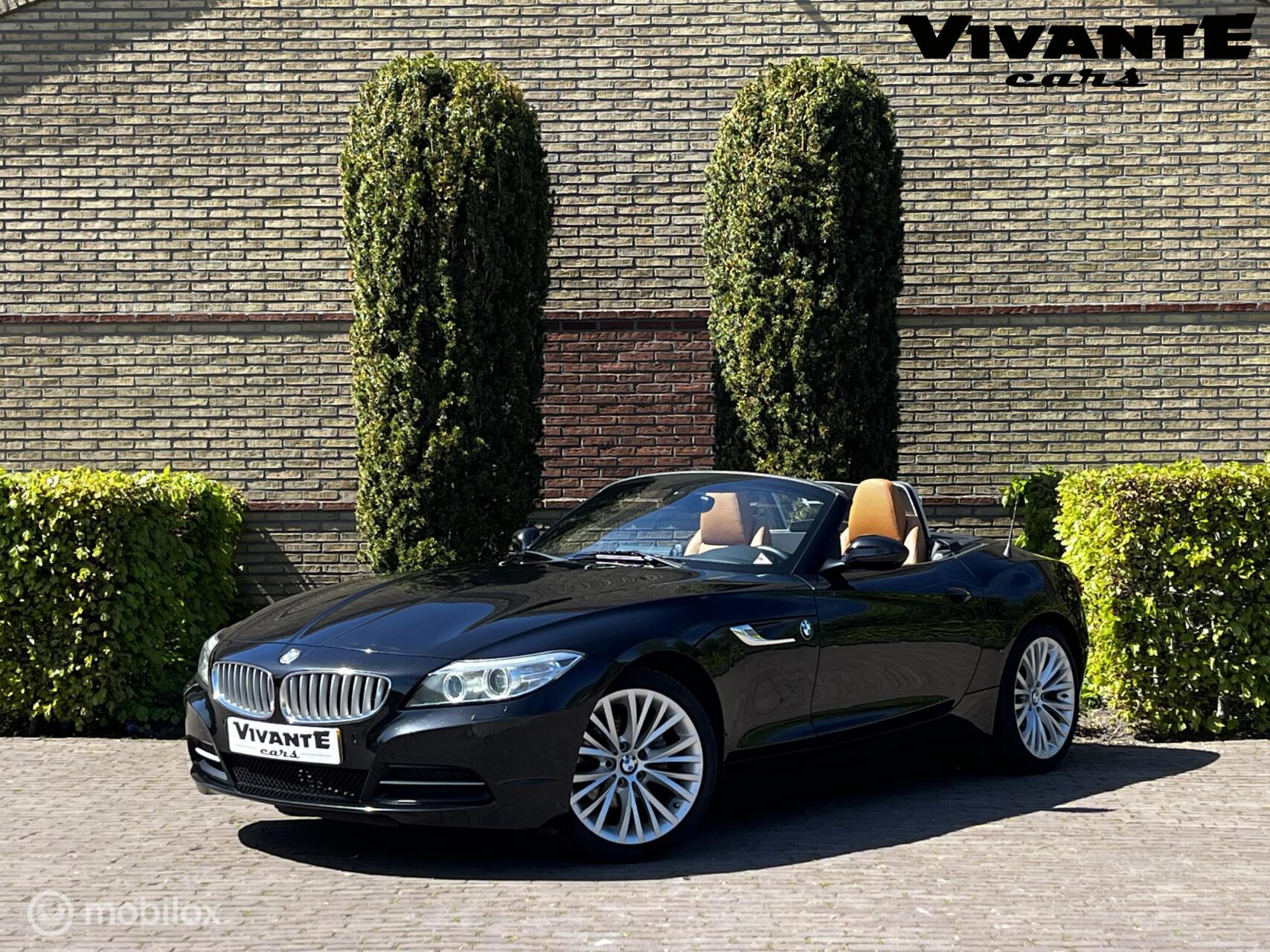 BMW Z4 Roadster sDrive18i Executive Leder*Cruise*Navi*Clima*PDC 2014 - voorkant