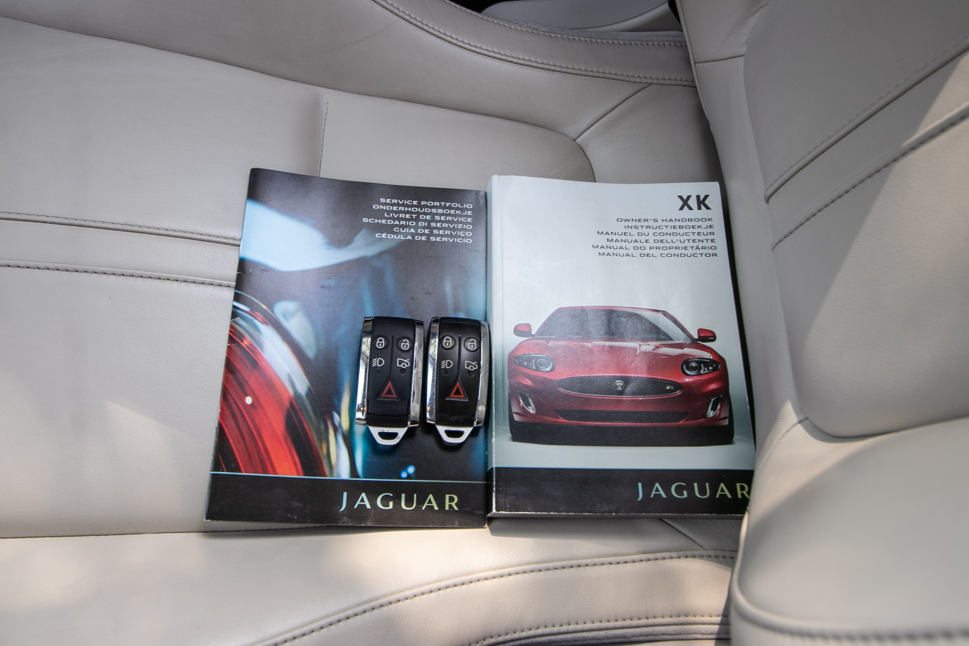 Foto van Jaguar XKR